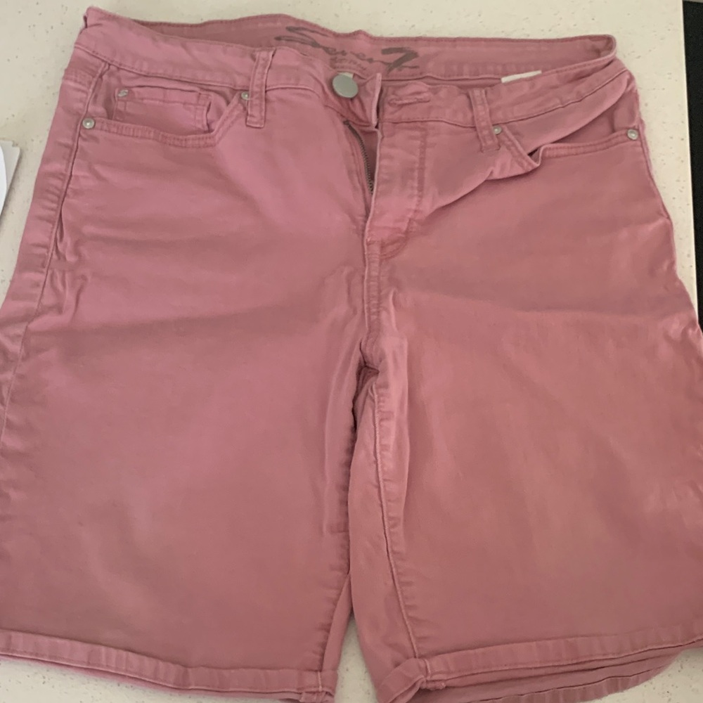 Seven7 Women's Pink Bermudas